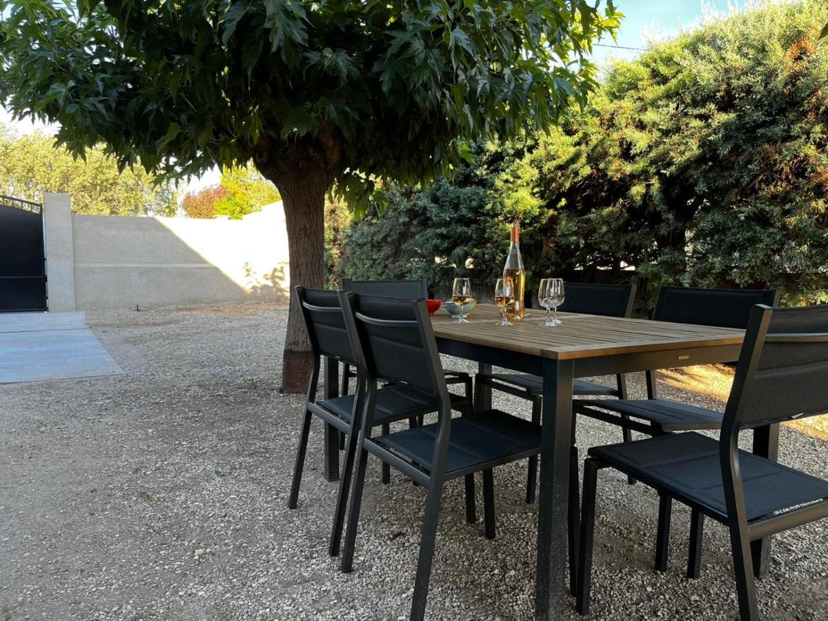Les Olivades Cavaillon Exterior foto